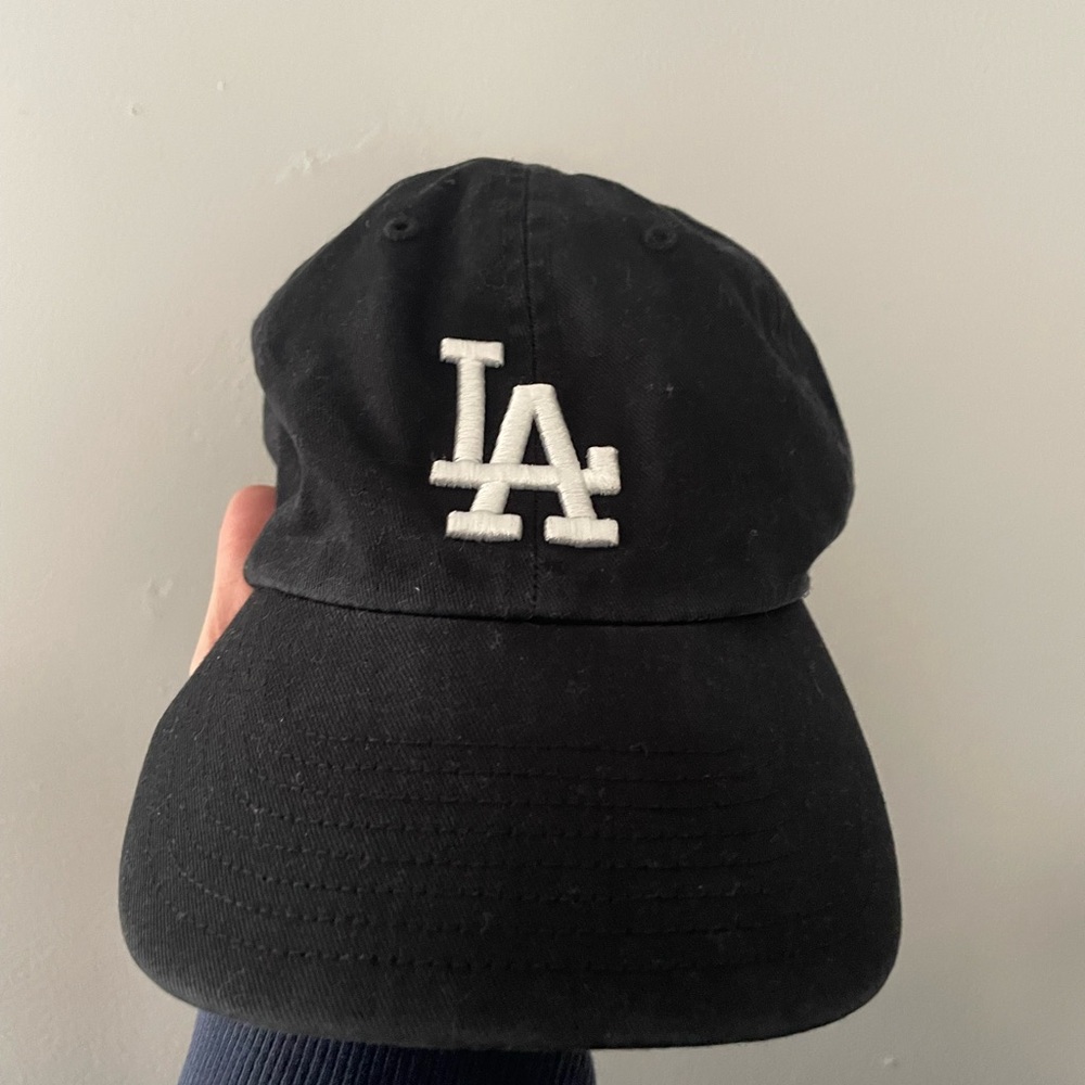Black LA Embroidered Women's Cap